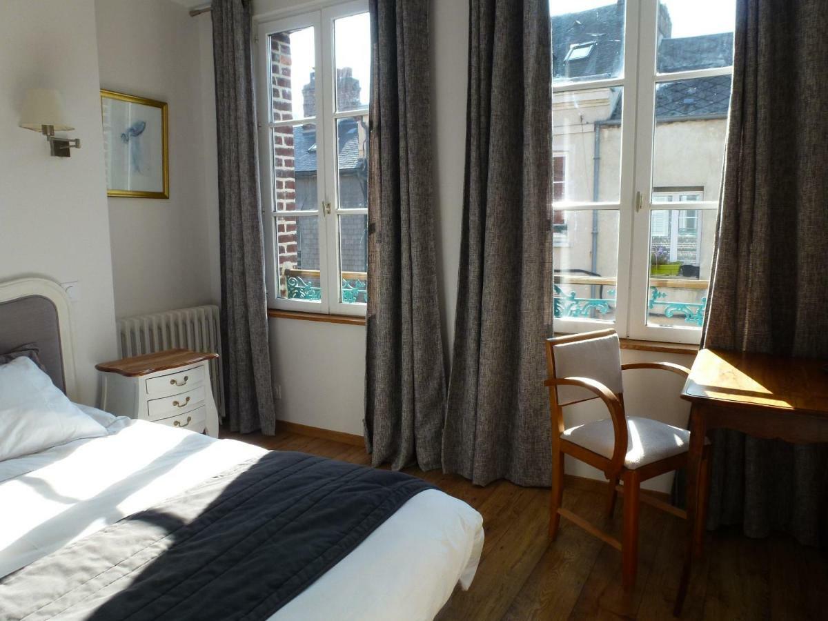 옹플뢰르 Le Charme A La Francaise 아파트 외부 사진